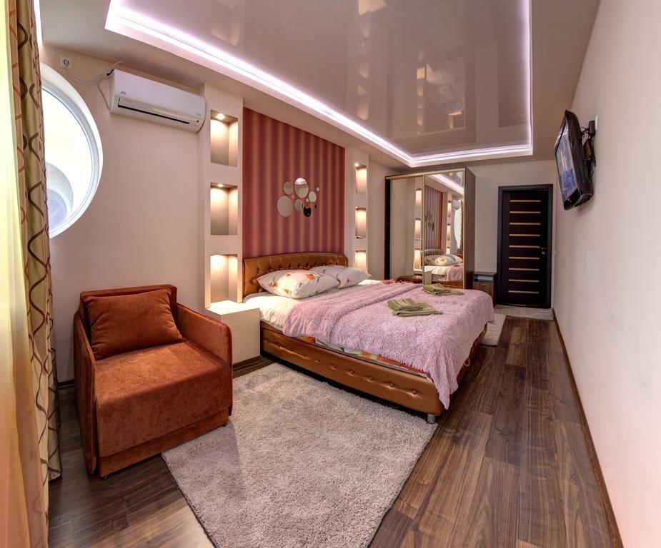 Гостевой дом Guest House Lora Алушта